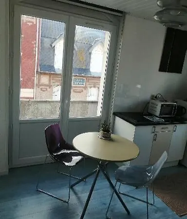 Vue شقة أولت